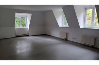 Wohnung mieten in Brünhildestraße 77, 14542 Werder (Havel), Für Dachgeschossliebhaber!!