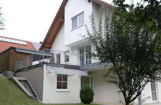 Wohnung mieten in 85416 Langenbach, Komfortable Vierzimmerwohnung mit großer Dachterrasse