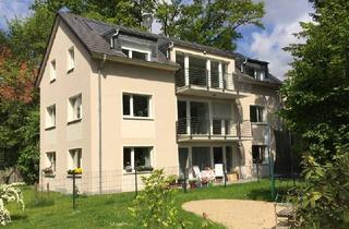 Wohnung mieten in Loschwitzer Straße, 01309 Blasewitz, Gäste-Bad, Süd-Balkon & EBK // DG-Wohnung am Waldpark