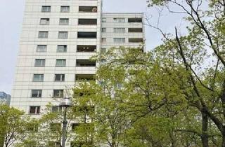 Sozialwohnungen mieten in Osdorfer Str. 42, 12207 Lichterfelde, Gut geschnittene 2 Zimmerwohnung in Lichterfelde! Mit WBS ab 141 %!