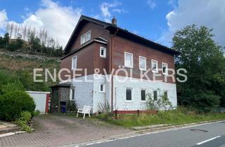 Haus kaufen in 37444 St. Andreasberg, Sarnierungsbedürftiges Fachwerkhaus mit drei Wohneinheiten und großem Potenzial