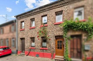 Einfamilienhaus kaufen in 50181 Bedburg, Charmantes Einfamilienhaus mit verwunschenem Garten – ein Stück Geschichte in Alt-Kaster