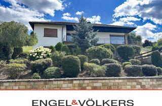 Haus kaufen in 55571 Odernheim, Geschmackvolles EFH mit Einliegerwohnung – Gartenidylle inkl. herrlicher Blicklage