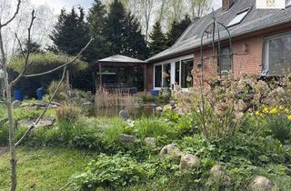 Haus kaufen in 21775 Steinau, Großes EFH Steinau-Höring in ruhiger Lage direkt am Kanal mit eigenen Bootsanleger (Pacht)