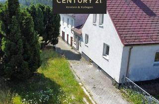 Doppelhaushälfte kaufen in 07570 Weida, Doppelhaushälfte mit großem Garten und viel Potenzial!