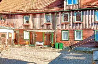 Mehrfamilienhaus kaufen in 38899 Stiege, Großzügiges Mehrfamilienhaus mit Nebengelass und Entwicklungspotenzial in Stiege