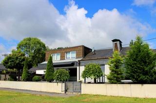 Einfamilienhaus kaufen in Johannisberg, 53578 Windhagen, Modernisiertes Einfamilienhaus mit genehmigter Aufstockungsoption im Villenviertel von Windhagen