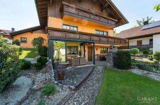 Haus kaufen in 94505 Bernried, Fast 300 qm Wohnfläche, PV-Einnahmen & Solartechnik - großzügiges Wohnhaus in guter Lage