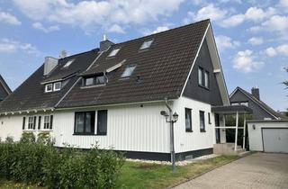 Doppelhaushälfte kaufen in Auf Dem Kiekeberg 14, 23570 Travemünde, Doppelhaushälfte komplett modernisiert und ca. 400 m ² Eigenland !