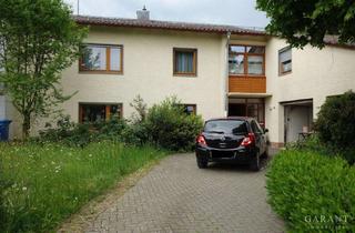 Doppelhaushälfte kaufen in 78727 Oberndorf, Doppelhaushälfte mit drei Wohneinheiten