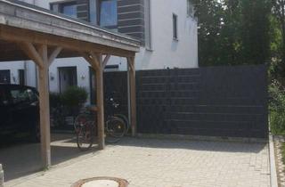 Haus mieten in 30827 Garbsen, Preiswerte 5-Zimmer-Doppelhaushälfte mit gehobener Innenausstattung und EBK in Garbsen