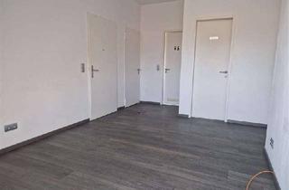 Büro zu mieten in Alfred-Kowalke-Straße 39 A, 10315 Friedrichsfelde, Arbeiten über den Dächern – 4-Zimmer-Büro in saniertem Altbau in Berlin-Lichtenberg!