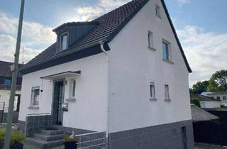 Büro zu mieten in 51467 Bergisch Gladbach, Kernsaniertes Büro / Praxis Maisonette 1,5 Zimmer, 2-Parteien Haus