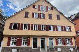 Gewerbeimmobilie kaufen in 73728 Esslingen, Esslingen-Zentrum: Am Marktplatz gelegenes Ladengeschäft