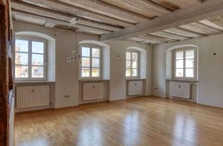 Wohnung kaufen in 96110 Scheßlitz, 3‑Zimmer‑Wohnung im 1. OG eines historischen Bürgerhauses im Zentrum von Scheßlitz