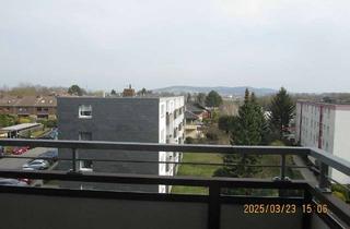 Wohnung kaufen in 38300 Wolfenbüttel, Helle Wohnung mit EBK + Balkon im 4. Stock in Wolfenbüttel, weitgehend behindertengerecht