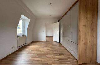 Wohnung mieten in Orleansstraße 30, 66953 Pirmasens, Toll geschnittene 3 Zimmer Dachgeschosswohnung am Neufferpark