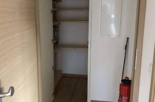 Wohnung mieten in Neuffener Str., 72660 Beuren, Exklusive 2-Zimmer-Dachgeschosswohnung mit gehobener Innenausstattung mit Balkon und EBK in Beuren