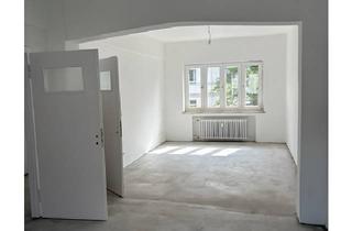 Wohnung mieten in Albertstr. 86, 40233 Flingern Süd, Großzügige 4-Zimmerwohnung mit 2 Badezimmern und Balkon