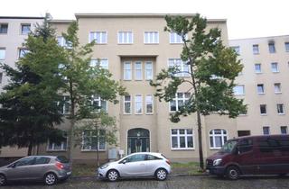 Wohnung mieten in Puschkinstr. 60, 14712 Rathenow, In Bahnhofsnähe! Bezugsfreie 2-Zimmer-Dachgeschosswohnung (links) in bester Lage von Rathenow