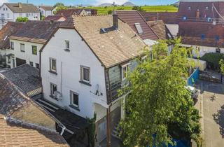 Einfamilienhaus kaufen in 76833 Böchingen, Einfamilienhaus mit Hof, Nebengebäude und Ausbaupotenzial!