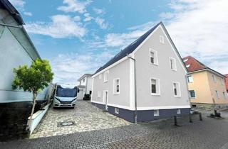 Haus kaufen in 76461 Muggensturm, Modernisiertes Zweifamilienhaus in Top-Lage Muggensturm – flexibel für Anleger & Eigennutzer