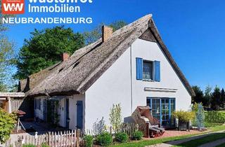 Haus kaufen in 17429 Mellenthin, FAST AM KRIENKER SEE + TOP AUSGESTATTET MIT EINBAUKÜCHE + KAMIN + ZWEI BÄDER + PHOTOVOLTAIKANLAGE