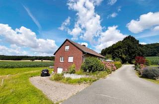 Haus kaufen in Im Viertelfeld 9, 49152 Bad Essen, Bad Essen / Barkhausen - Zweifamilienhaus in Bad Essen-Barkhausen: Fast Alleinlage, sanierungsbedürftig aber mit Potential!