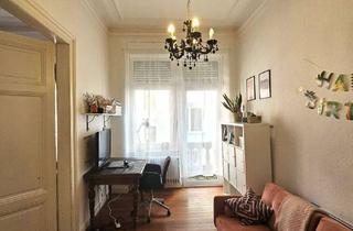 Wohnung kaufen in Molktestraße 4, 54292 Trier, Trier - Stilvolle Altbauwohnung mit Stuck und Balkon in zentraler, ruhiger Lage von Trier