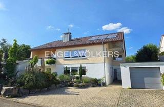 Einfamilienhaus kaufen in 72108 Rottenburg, Rottenburg am Neckar - Top gestyltes Wohnhaus mit ELW und liebevoll gestaltetem Garten sowie unverbaubarem Blick auf die Wurmlinger Kapelle