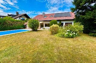 Einfamilienhaus kaufen in 82256 Fürstenfeldbruck, Fürstenfeldbruck - EFH im Bungalowstil mit Pool, Garten und Einliegerwohnung