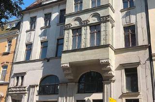 Mehrfamilienhaus kaufen in 08223 Falkenstein, Falkenstein/Vogtland - Mehrfamilienhaus mit Saal, Sanierungsbedürftig