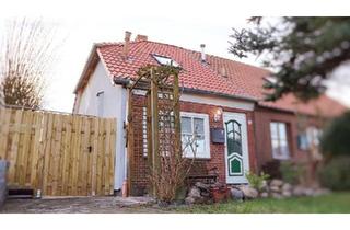 Doppelhaushälfte kaufen in 23769 Fehmarn, Fehmarn - Fehmarn Doppelhaushälfte mit Terrasse, Stellplatz & Ausbaureserve