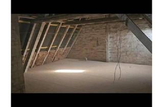 Wohnung kaufen in 30171 Hannover, Hannover - Dachgeschossrohling ( ohne Baugenehmigung ) in Toplage Südstadt