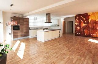 Loft kaufen in 86157 Augsburg, Augsburg / Pfersee - Große, sanierte 4-Zi.-Loftwohnung in Augsburg-Pfersee, anstehende Außensanierung wird übernommen