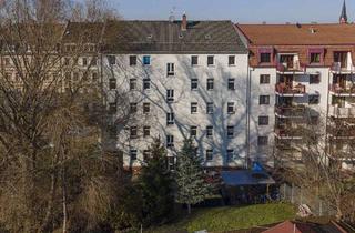 Wohnung kaufen in 04315 Leipzig, Leipzig - Charmante 2-Zimmer-Altbauwohnung mit Denkmalschutz + Balkon im Leipziger Osten, Anger-Crottendorf