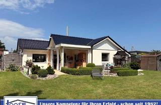 Haus kaufen in 23669 Timmendorfer Strand, Timmendorfer Strand / Niendorf - Charmantes Ferienhaus mit idyllischem Garten in der Aalbeek-Siedlung in Niendorf.