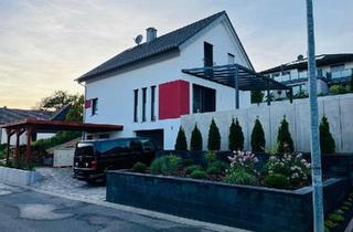 Einfamilienhaus kaufen in 97502 Euerbach, Euerbach - Neuwertiges modernes freistehendes Einfamilienhaus mit Garage