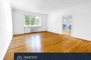Wohnung kaufen in 12247 Berlin, Berlin - ?? Familien-Glück gesucht? helle 4,5 Zimmer Altbau Wohnung mit Wintergarten und Blick ins Grüne