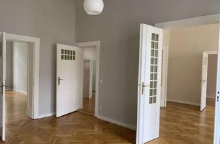 Wohnung mieten in 12159 Friedenau, Hochwertige 4-Zimmer-Wohnung, Gründerzeit Altbau, ruhig und Berlin-Friedenau
