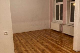 Wohnung mieten in 06110 Halle, Liebevoll sanierte Altbau 5-Zimmer-Wohnung in Halle (Saale)