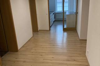 Wohnung mieten in 86928 Hofstetten, Schöne 3-Raum-Wohnung mit gehobener Innenausstattung in Hofstetten