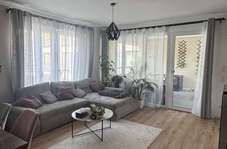 Wohnung mieten in 77652 Offenburg, Neuwertige Wohnung mit drei Zimmern sowie Balkon und EBK in Offenburg