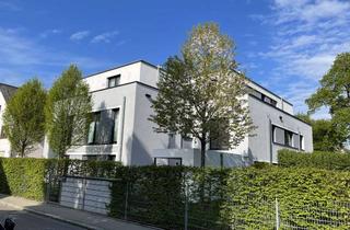 Wohnung mieten in Kreuzerweg 25, 81825 Trudering-Riem, Schöne 4-Zimmer-Wohnung mit Balkon und Einbauküche in Trudering, München