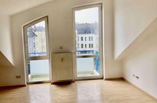 Wohnung mieten in Barbarossastraße, 63450 Hanau, Helle Dachgeschosswohnung mit Charme - von Privat