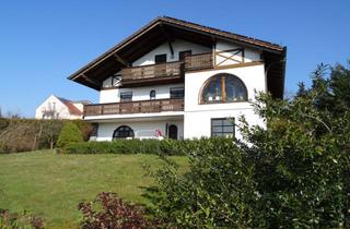 Wohnung mieten in Am Höhenring 46, 94086 Bad Griesbach, 2,5-Zimmer-Dachgeschosswohnung mit EBK in Bad Griesbach im Rottal