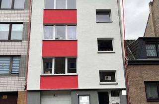 Mehrfamilienhaus kaufen in 51105 Humboldt/Gremberg, Mehrfamilienhaus mit 5 Wohneinheiten und einer Garage in Köln-Humboldt/Gremberg