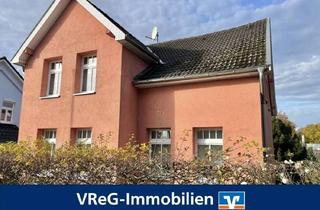 Einfamilienhaus kaufen in 23858 Reinfeld, Sehr gute Raumaufteilung-nettes Ambiente-großes angelegtes Grundstück-Innenstadtnähe