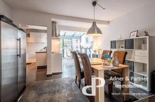 Reihenhaus kaufen in 38114 Braunschweig, **EINZIEHEN UND WOHLFÜHLEN: MODERNISIERTES REIHENHAUS MIT WINTERGARTEN UND KAMIN**