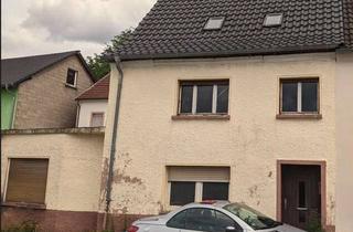 Doppelhaushälfte kaufen in 66909 Nanzdietschweiler, Handwerker aufgepasst !!! Sanierungsbedürftige Doppelhaushälfte